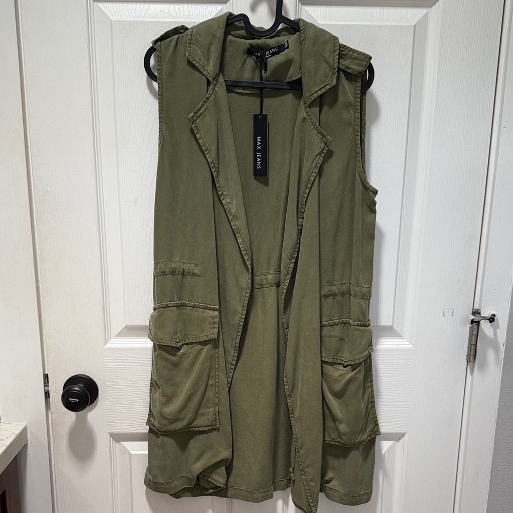 Max Jeans Sleeveless Vest